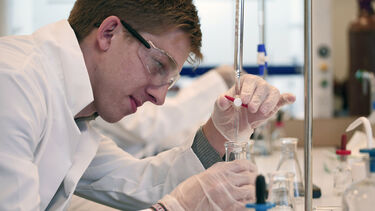 CBE student in laboratory 