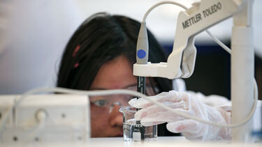 CBE student in laboratory 