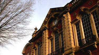 The mappin building looking from the front.
