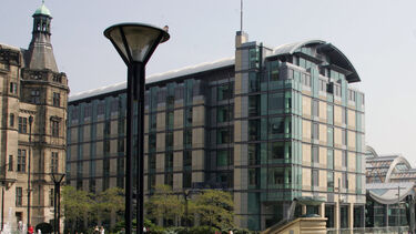 Mercure St. Pauls Hotel from the outside