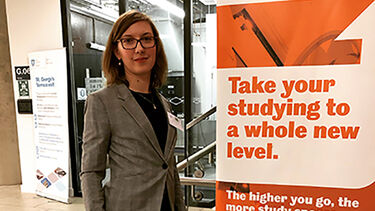 Laura Craciun, alumni, at the GEC event