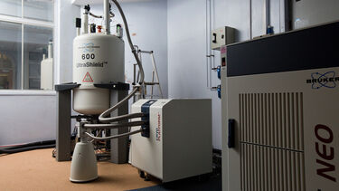 600 MHz Bruker Neo 4-channel liquid-state spectrometer
