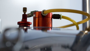Tubes feeding into a NMR spectrometer