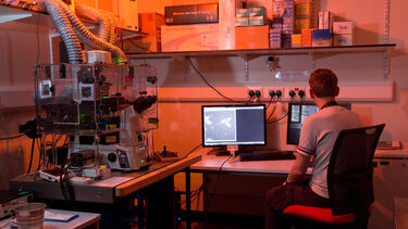 STORM microscope in the Wolfson Light Microscopy Facility