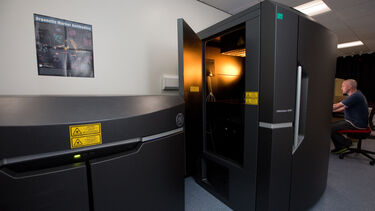 SIM microscope in the Wolfson Light Microscopy Facility
