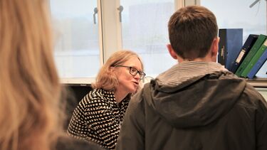 Heather Walker explaining instrument at Mass Spec Course