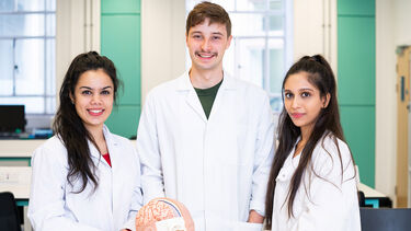 Biomedical students in the lab