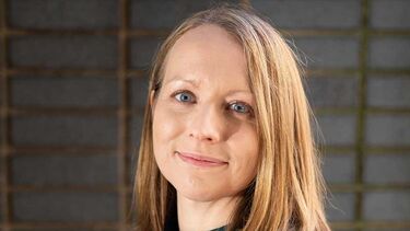 Portrait photo of Dr Hannah Lambie-Mumford