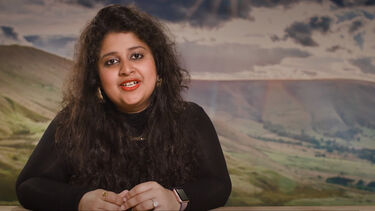 Photo of undergraduate student Akira Banerjee