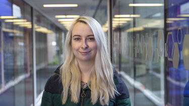 Portrait of student Rhiannon Thefaut