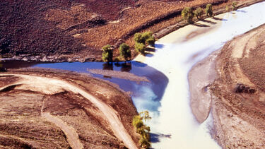 Mixing at the confluence of two rivers.