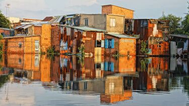 UI - Who we are - Building Reflection