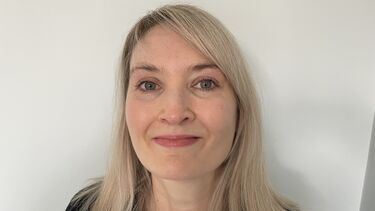 Head shot of Dr Sarah Alden