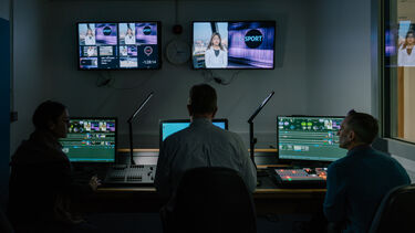 Students in the Broadcast zone