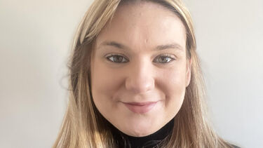 EDU - Lauren White profile