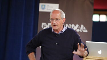 Photograph of Professor Tim Birkhead at Festival of the Mind 2012