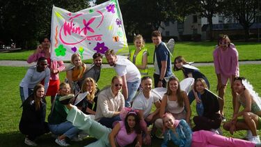 Image of group of international students during freshers in Sweden