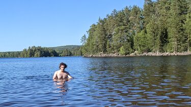 Politics student in lake in sweden