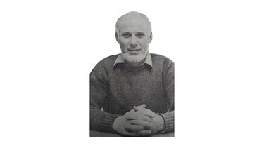 Photo portrait of Peter Vamos