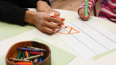People drawing