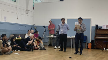 Matthew Byrne and Dr Zhang read Qu Yuan's poetry