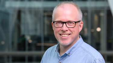 Guy Brown headshot