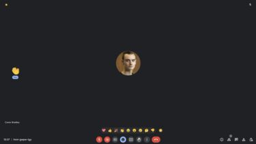 Sending a reaction in google meet screenshot