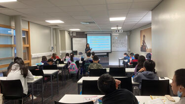 Lesson in Star Mandarin School 