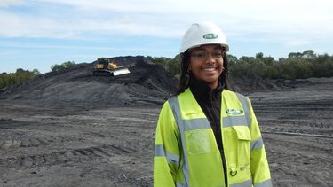 Maxine Pwele - VHE Construction