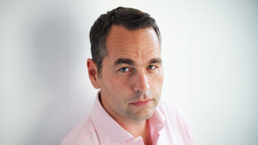 Portrait photo of Lee Elliot Major