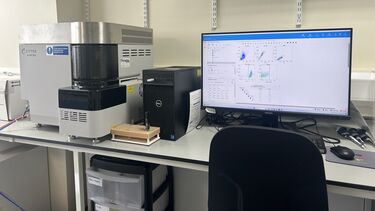 A monitor and flow cytometry equipment