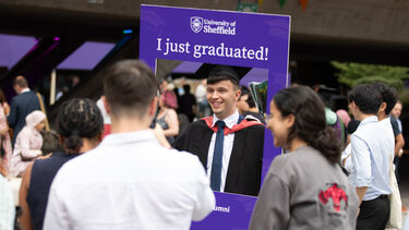 photoframe on concourse