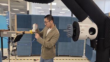 Photo of Philippe setting up his experiment