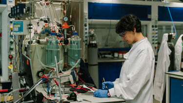 Lab equipment 