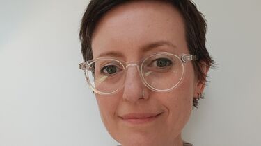 Headshot of Liz Dew