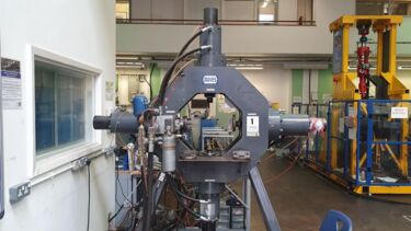 biaxial