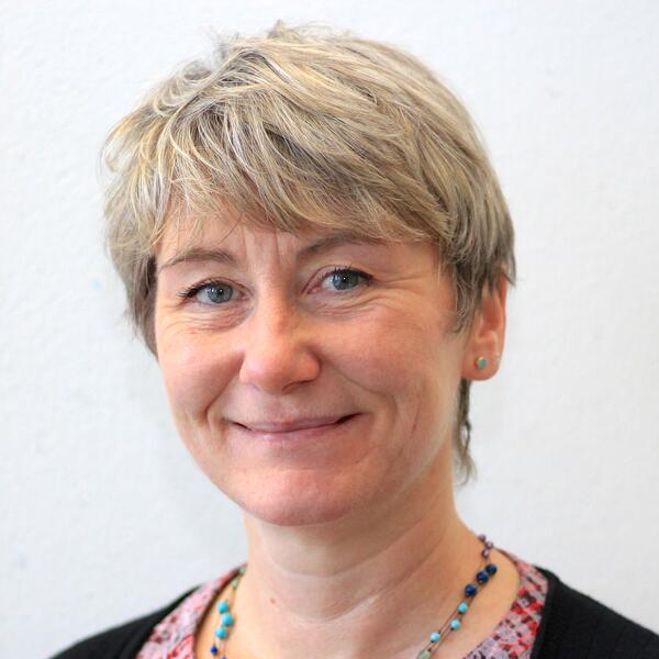 Profile picture of Profile photo of Mel Burton