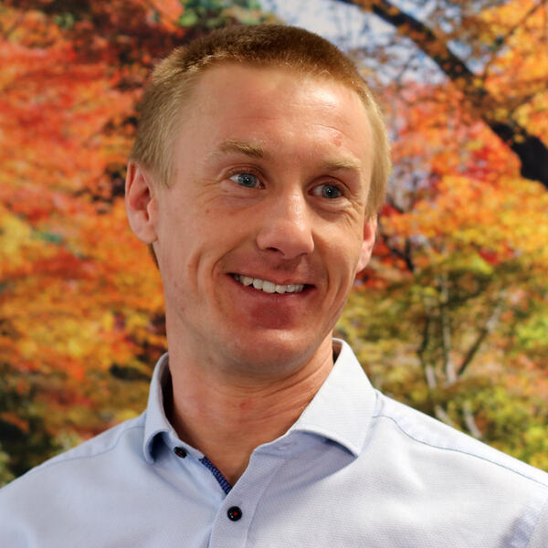 Profile picture of Tony Stone