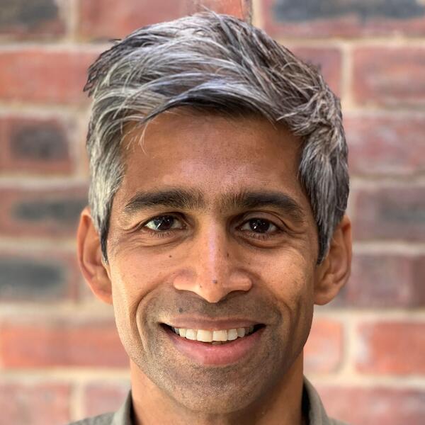 Profile picture of Dr Thushan de Silva