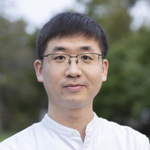 Profile picture of A photo of Shuang Zhang