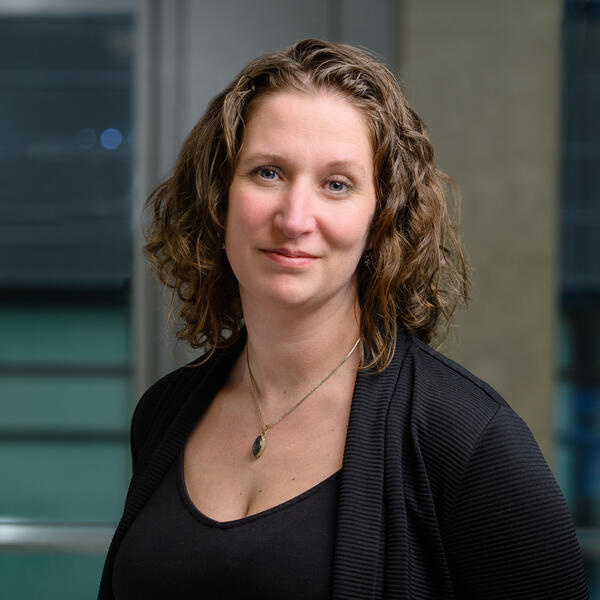 Profile picture of Rae Helm