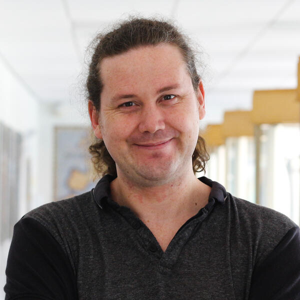 Profile picture of Profile photo of Dr Colin Robert