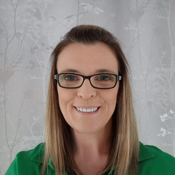 Profile picture of Bev Enion