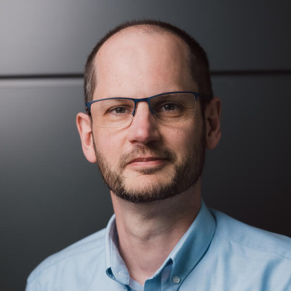 Profile picture of A head and shoulders photo of Richard White