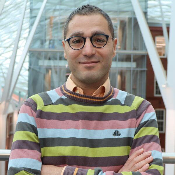 Profile picture of Headshot of Georges