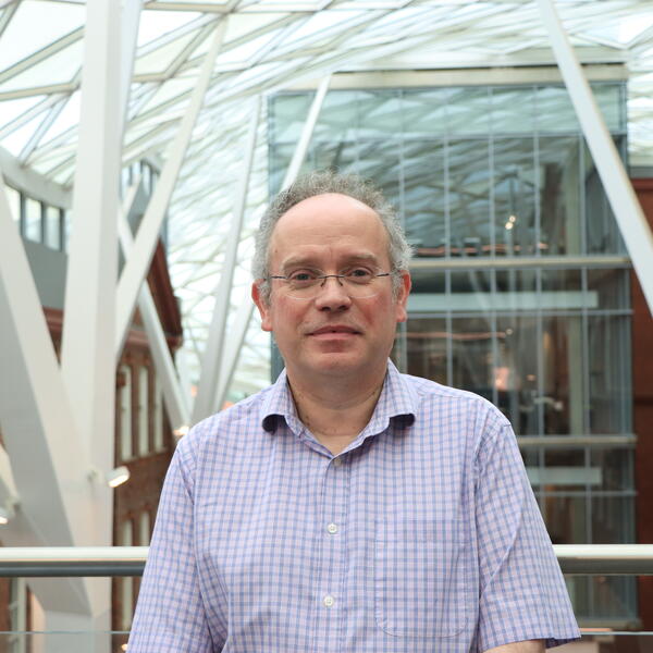 Profile picture of Headshot of Simon Tait