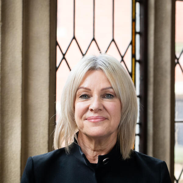 Profile picture of Professor Tracey Moore