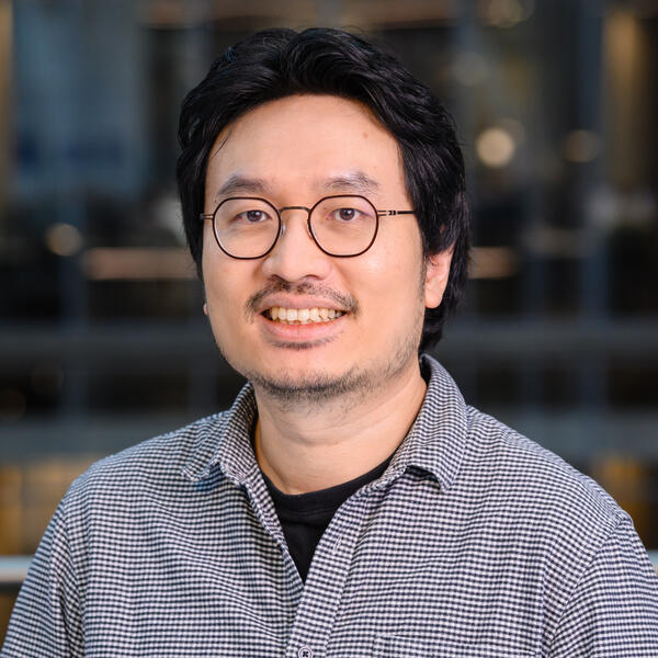 Profile picture of Parinya Chalermsook