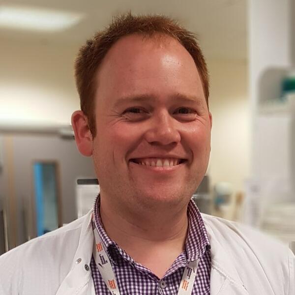 Profile picture of Simon Bell