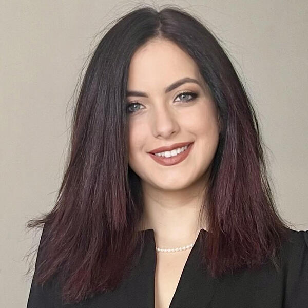 Profile picture of Maria Petrillo profile picture